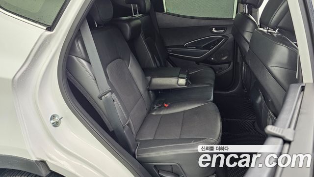 Hyundai Santafe 2016 — photo 17