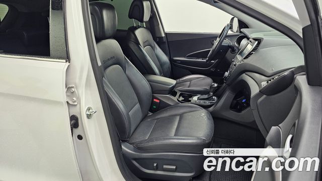 Hyundai Santafe 2016 — photo 16