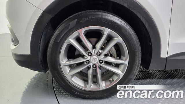 Hyundai Santafe 2016 — photo 5