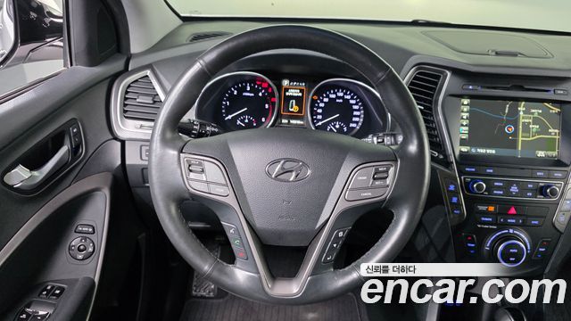 Hyundai Santafe 2016 — photo 19