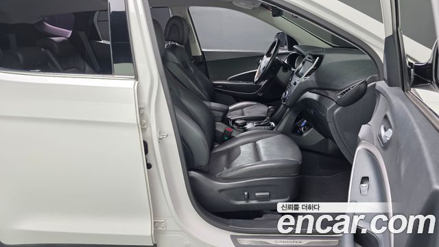 Hyundai Santafe 2016 — photo 16