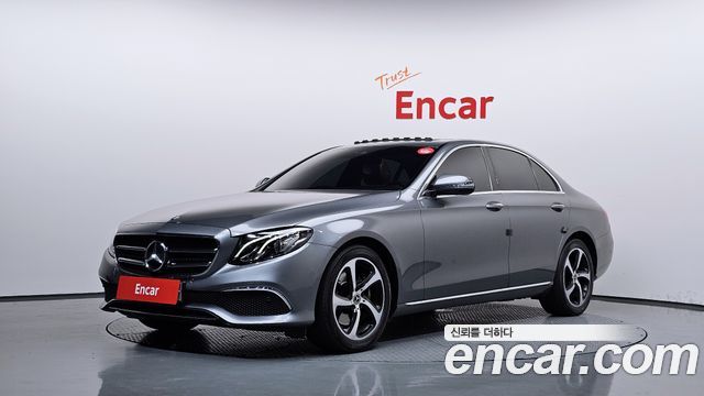 Mercedes-Benz E-Class 2020 — photo 1