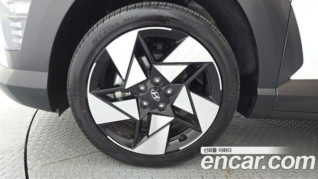 Hyundai Kona 2023 — photo 5