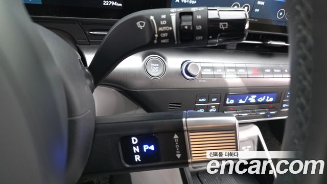 Hyundai Kona 2023 — photo 12