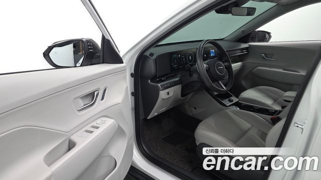 Hyundai Kona 2023 — photo 13