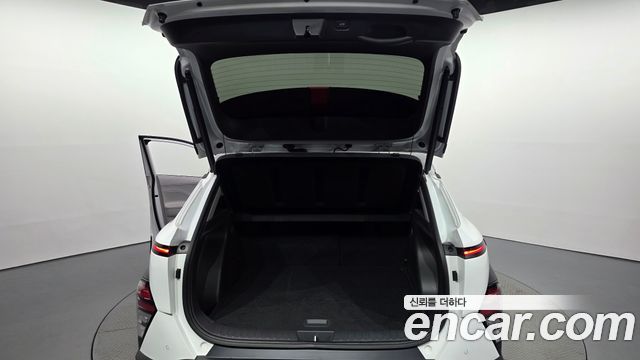 Hyundai Kona 2023 — photo 24