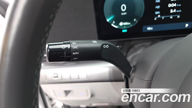 Hyundai Kona 2023 — photo 28
