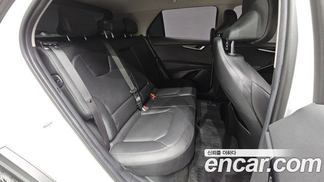 Kia Niro 2023 — photo 17