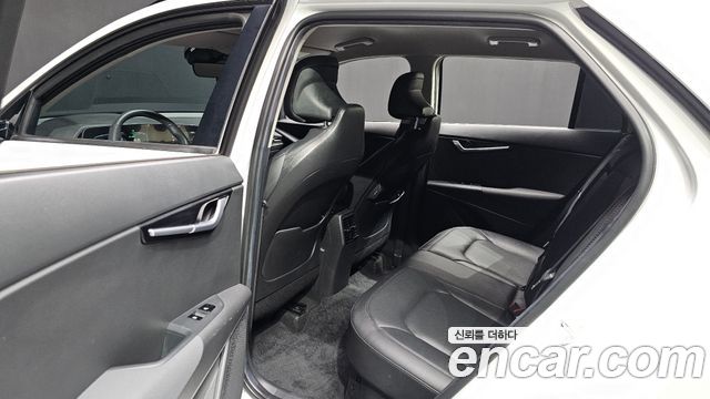 Kia Niro 2023 — photo 18