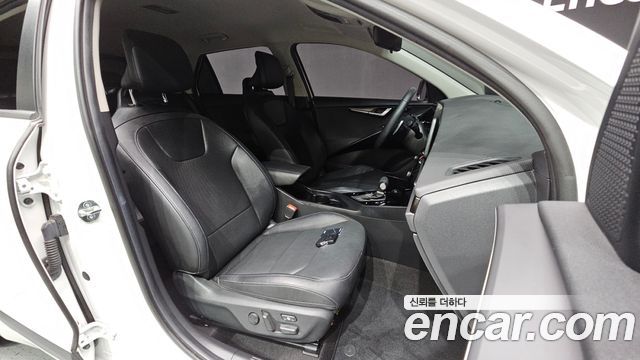Kia Niro 2023 — photo 16