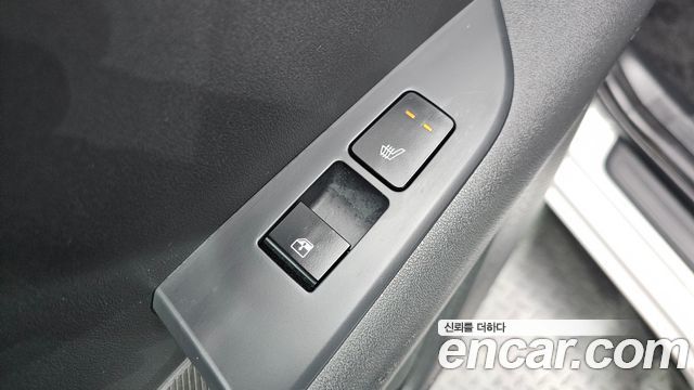 Kia Niro 2023 — photo 29
