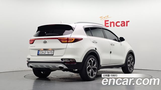 Kia Sportage 2022 — photo 2