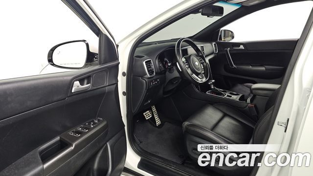 Kia Sportage 2022 — photo 13