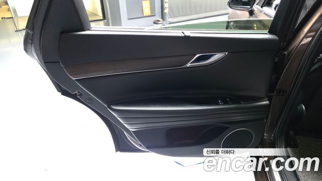 Genesis G80 2021 — photo 15