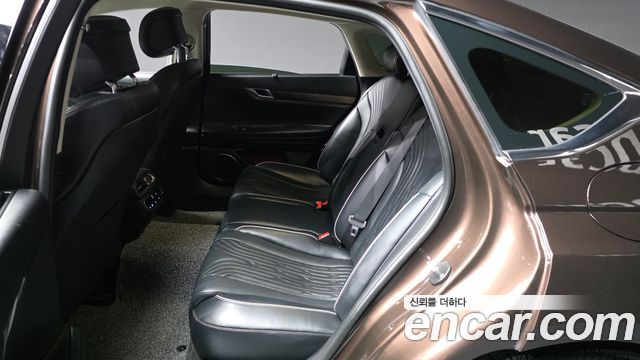 Genesis G80 2021 — photo 16