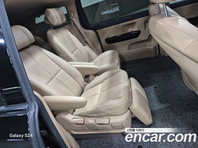 Kia Canival 2017 — photo 8
