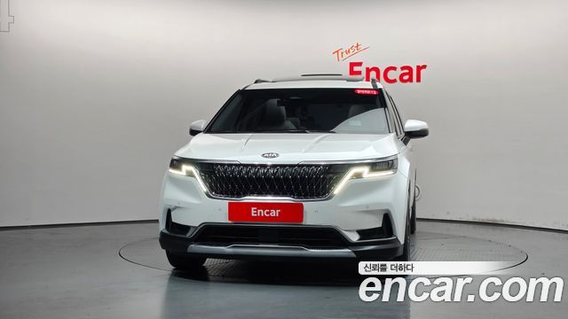 Kia Canival 2021 — photo 3