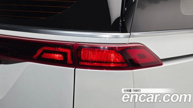 Kia Canival 2021 — photo 9