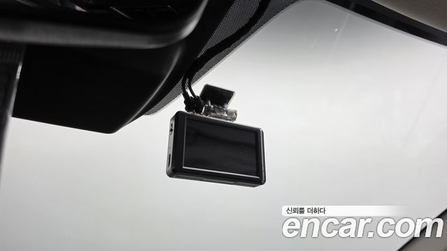 Kia Canival 2021 — photo 28