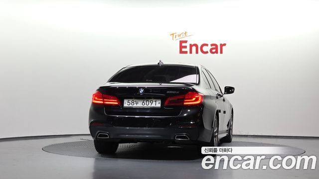 BMW 5-Series 2017 — photo 4