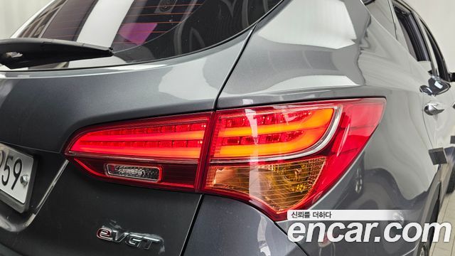 Hyundai Santafe 2015 — photo 9