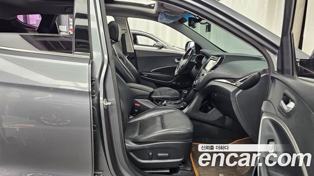 Hyundai Santafe 2015 — photo 16