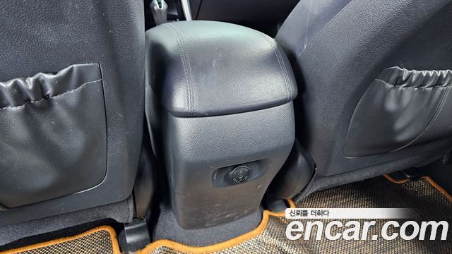 Hyundai Santafe 2015 — photo 31