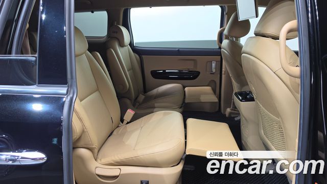 Kia Canival 2019 — photo 19
