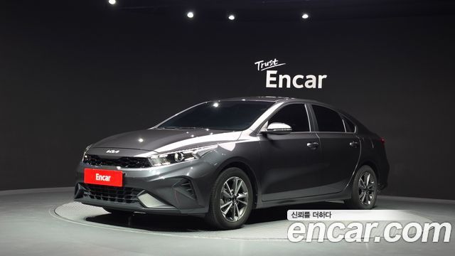 Kia K3 2023 — photo 1