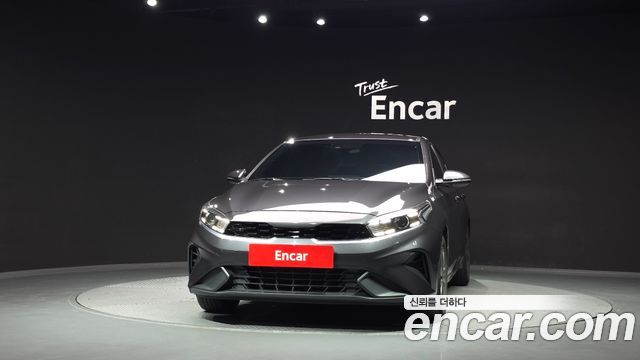 Kia K3 2023 — photo 3