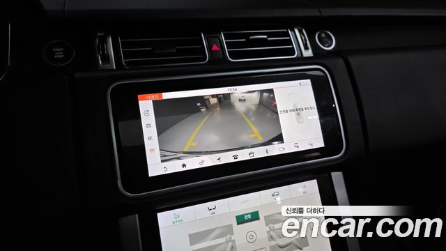 Land Rover Range Rover 2018 — photo 21