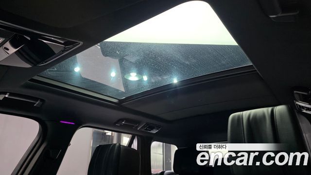 Land Rover Range Rover 2018 — photo 24