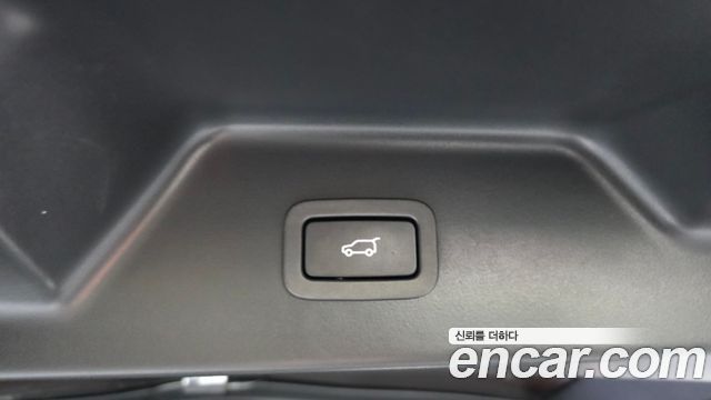 Land Rover Range Rover 2018 — photo 31