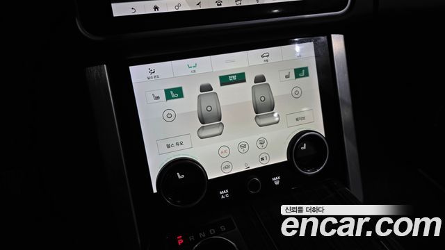 Land Rover Range Rover 2018 — photo 33