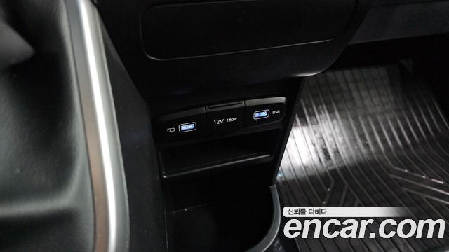 Hyundai Staria 2023 — photo 30