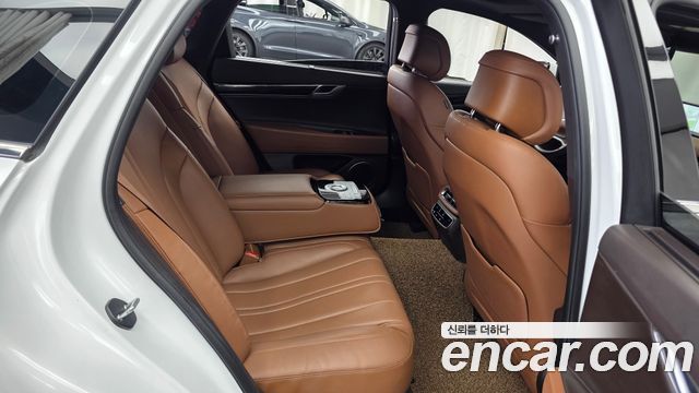 Genesis G80 2022 — photo 18