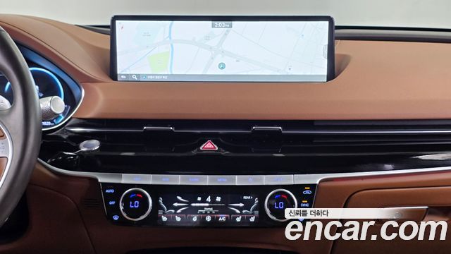 Genesis G80 2022 — photo 20