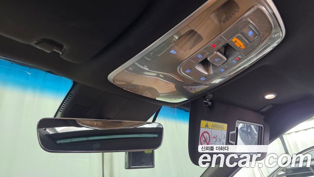 Genesis G80 2022 — photo 27