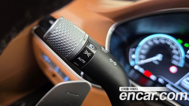 Genesis G80 2022 — photo 30