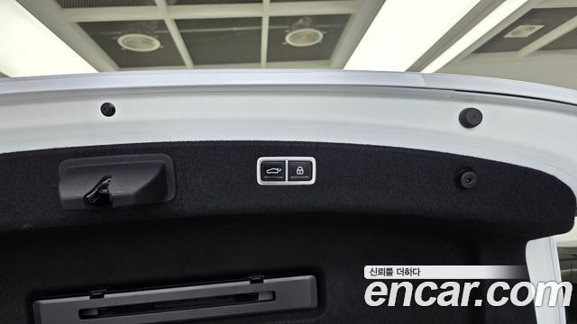 Genesis G80 2022 — photo 31