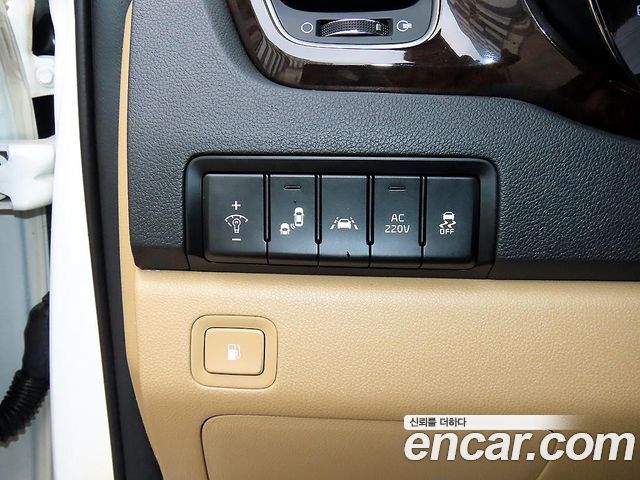 Kia Canival 2020 — photo 15