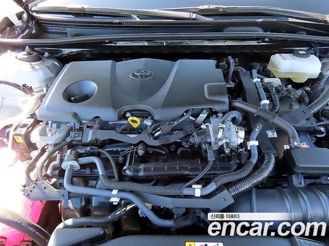 Toyota Camry 2021 — photo 18