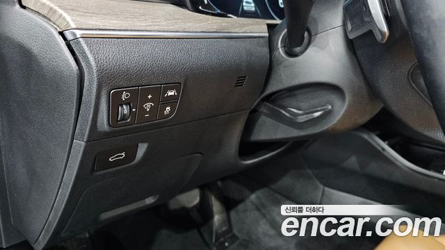Kia K5 2023 — photo 24