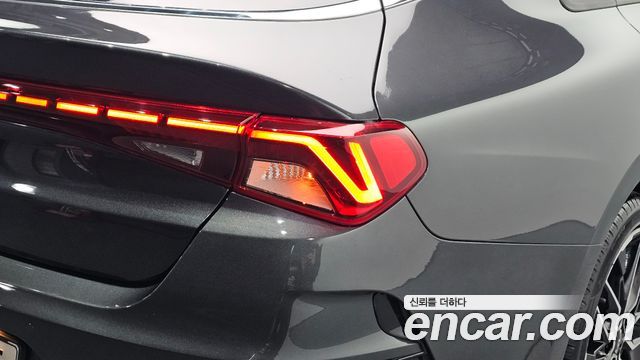 Kia K5 2023 — photo 9