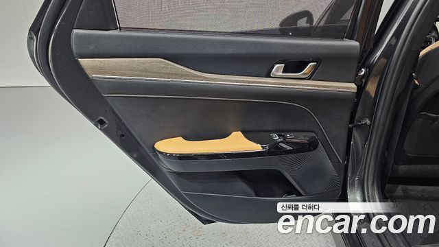 Kia K5 2023 — photo 15