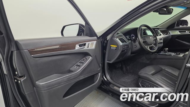 Genesis G80 2017 — photo 13
