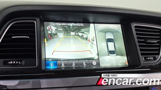 Genesis G80 2017 — photo 20