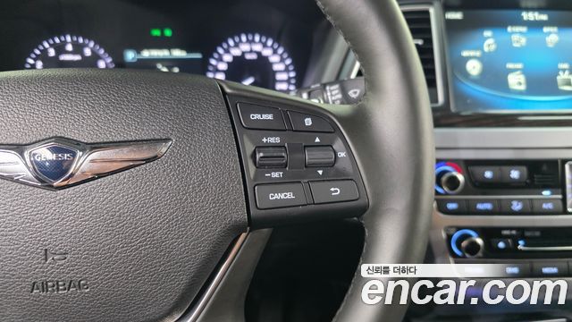 Genesis G80 2017 — photo 22