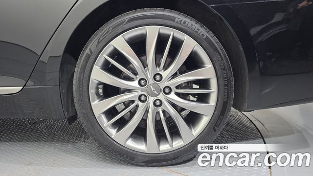 Genesis G80 2017 — photo 7
