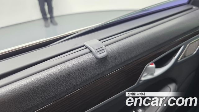 Genesis G80 2017 — photo 33